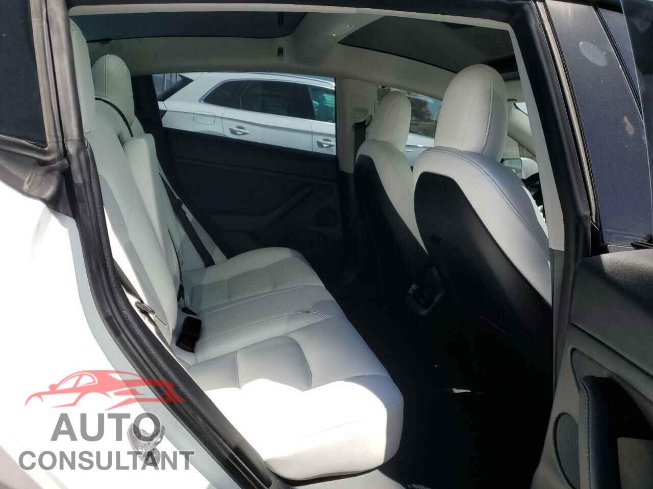 TESLA MODEL 3 2022 - 5YJ3E1EA7NF373311
