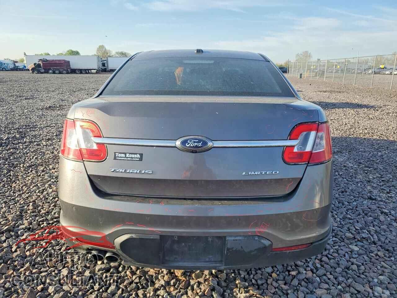 FORD TAURUS 2011 - 1FAHP2FW4BG112869