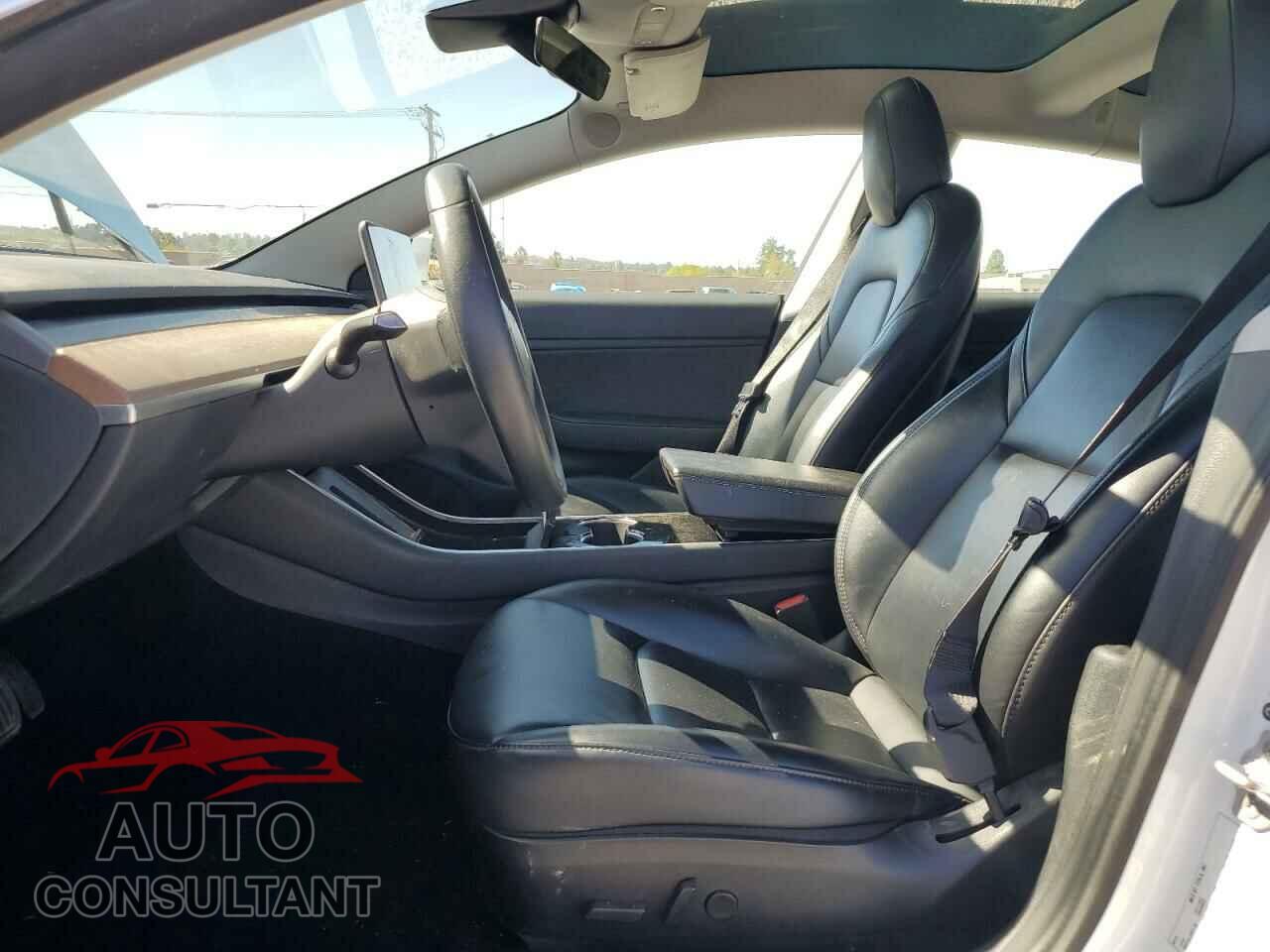 TESLA MODEL 3 2019 - 5YJ3E1EA6KF483388