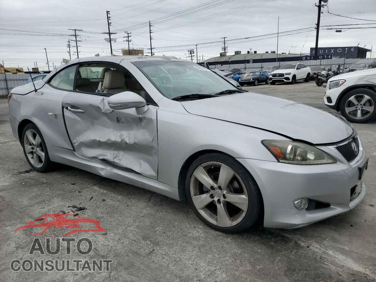 LEXUS IS 2011 - JTHFF2C25B2518323