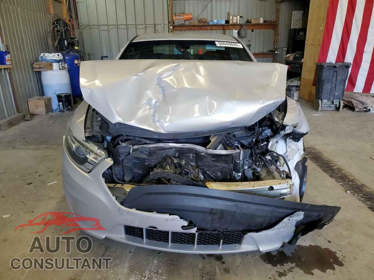 FORD TAURUS 2018 - 1FAHP2L83JG123706