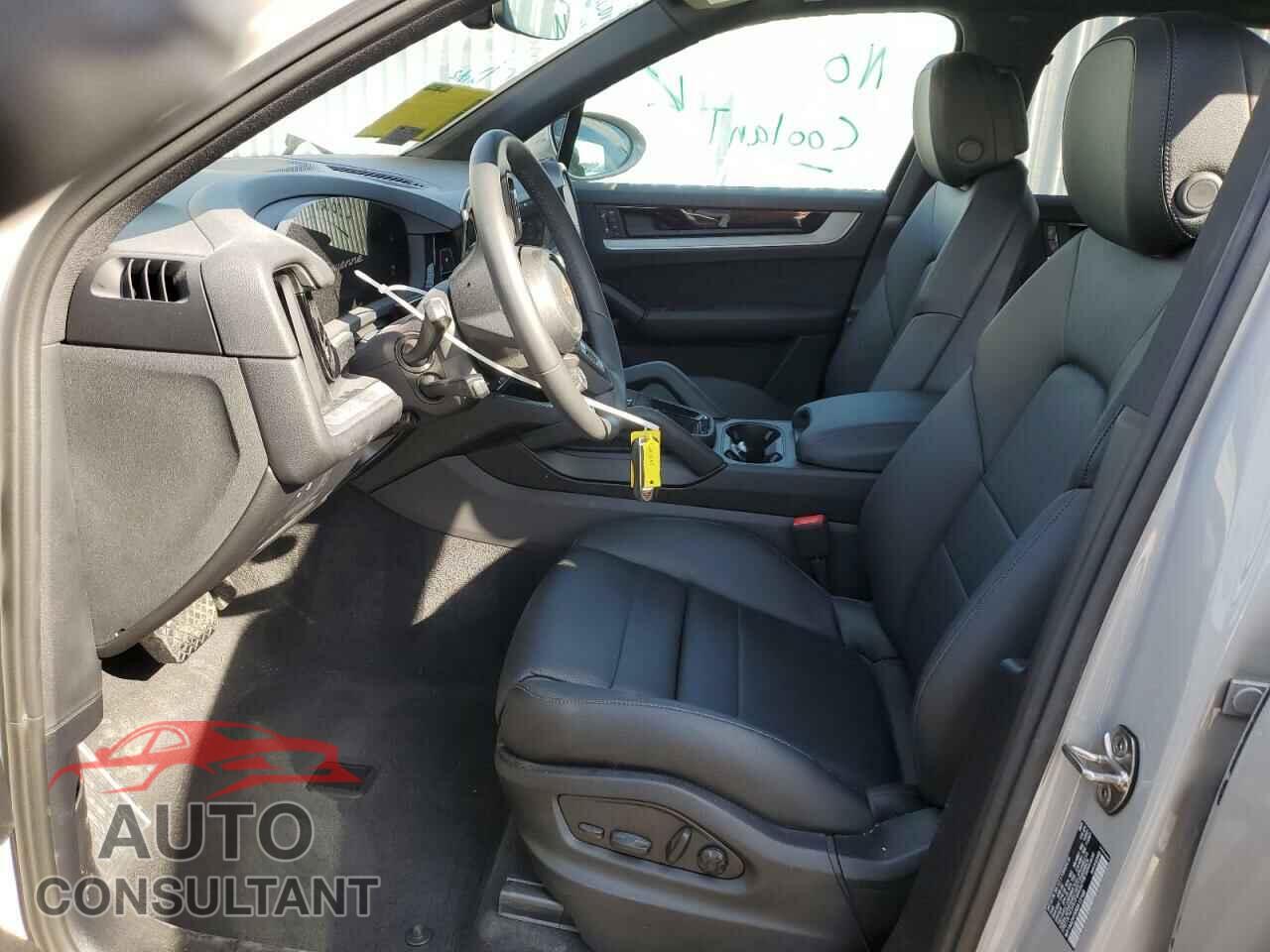 PORSCHE CAYENNE 2024 - WP1AA2AY5RDA13168