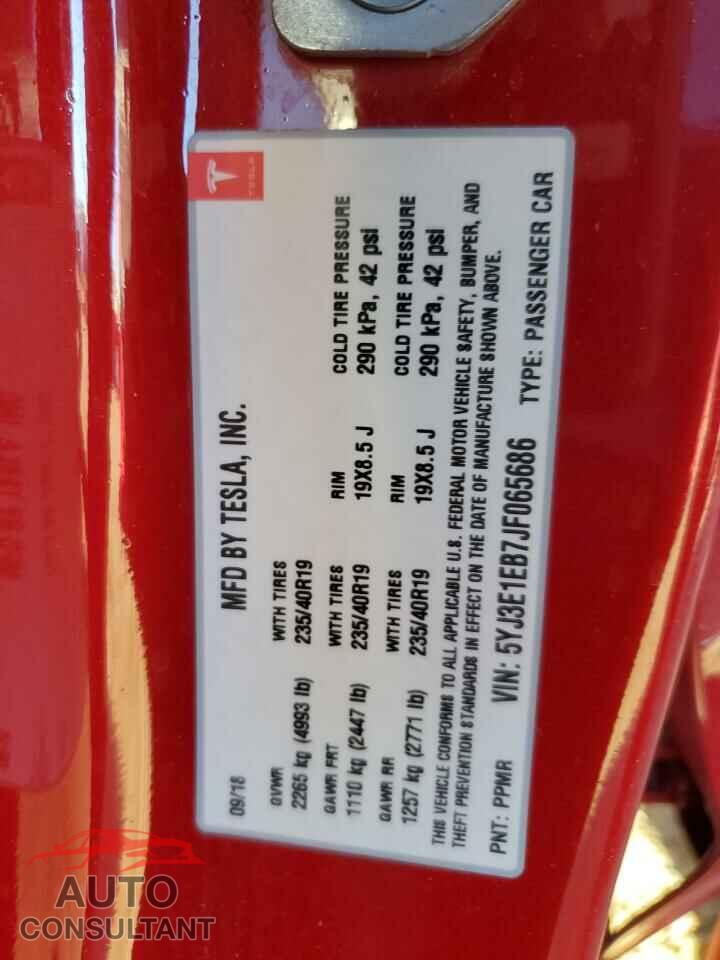 TESLA MODEL 3 2018 - 5YJ3E1EB7JF065686