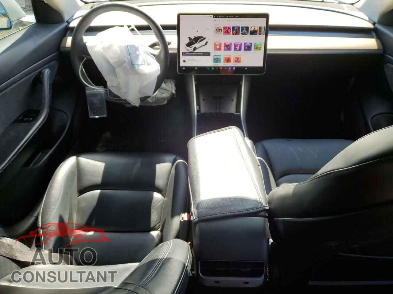 TESLA MODEL 3 2020 - 5YJ3E1EB0LF628130
