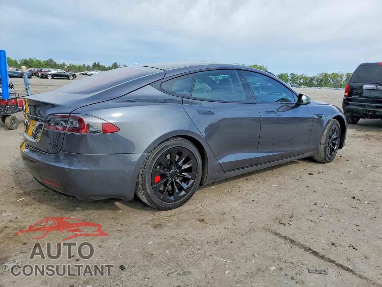 TESLA MODEL S 2018 - 5YJSA1E26JF283996