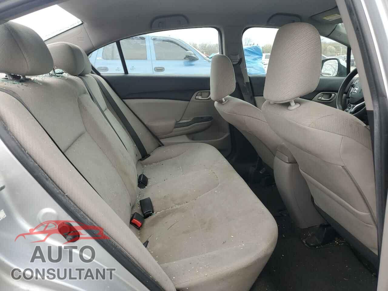 HONDA CIVIC 2013 - 2HGFB2F58DH587392