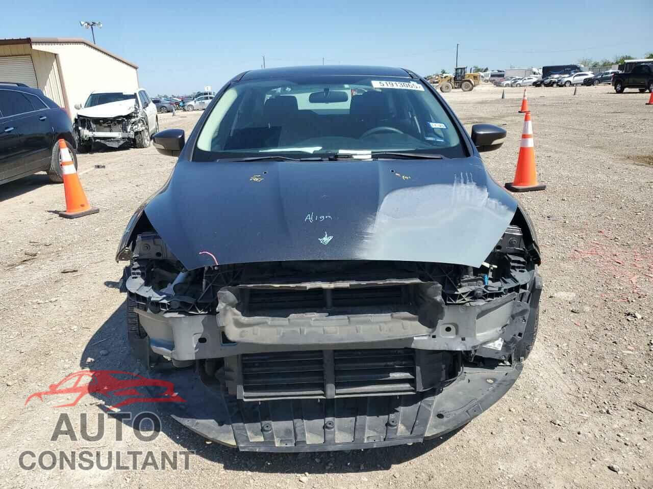 FORD FOCUS 2017 - 1FADP3F29HL271999