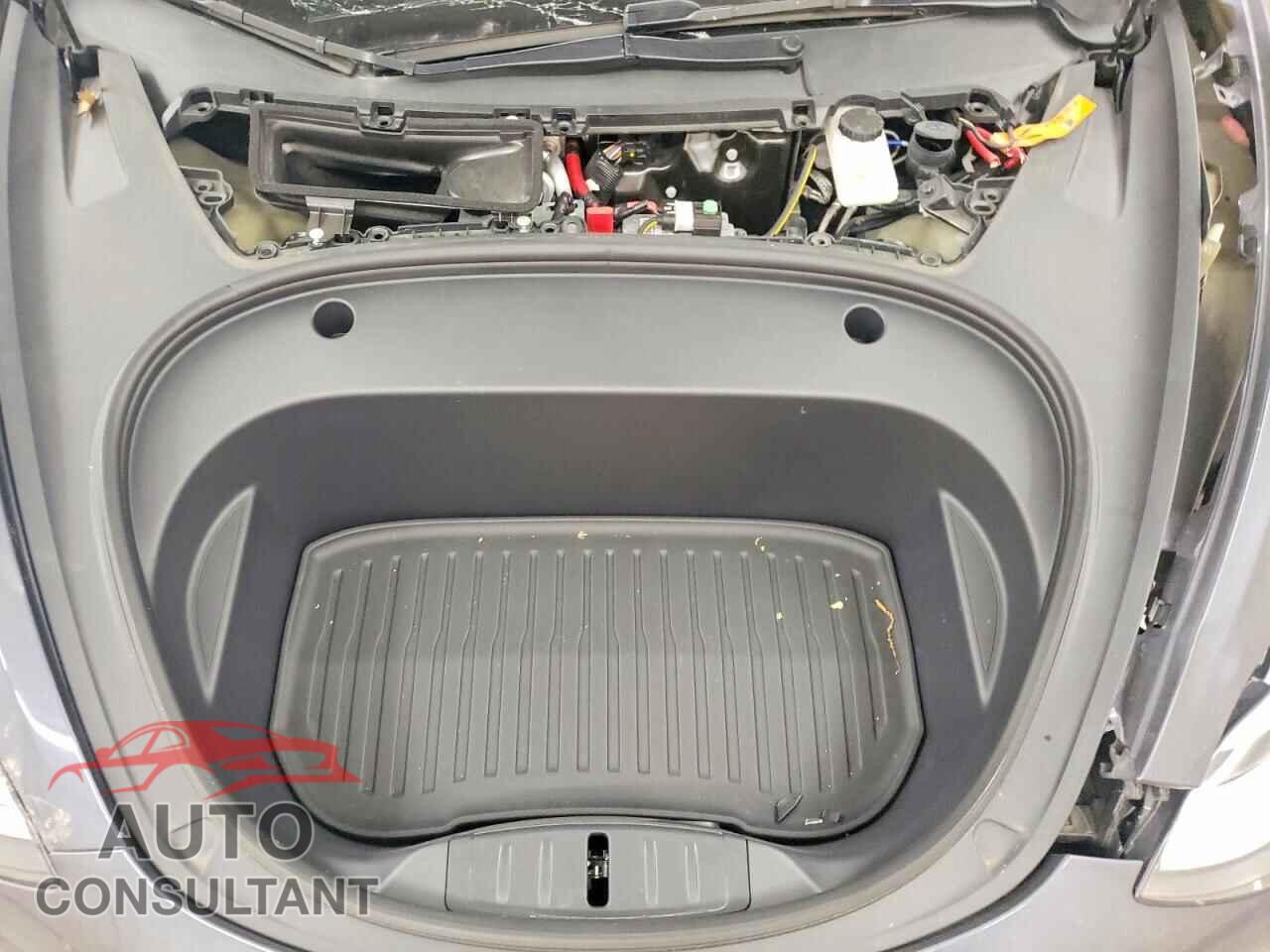 TESLA MODEL 3 2023 - 5YJ3E1EAXPF408376