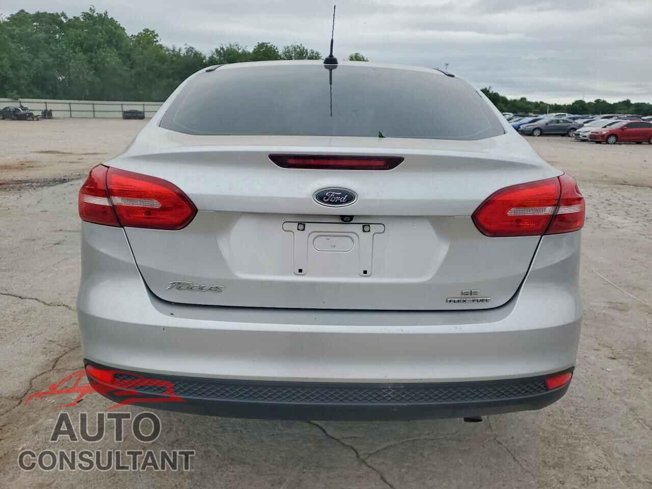 FORD FOCUS 2015 - 1FADP3F21FL343064