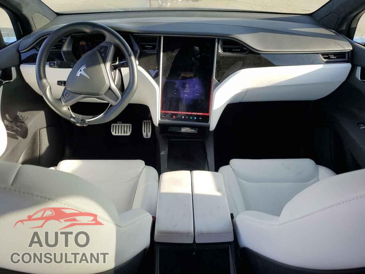 TESLA MODEL X 2020 - 5YJXCDE22LF271719
