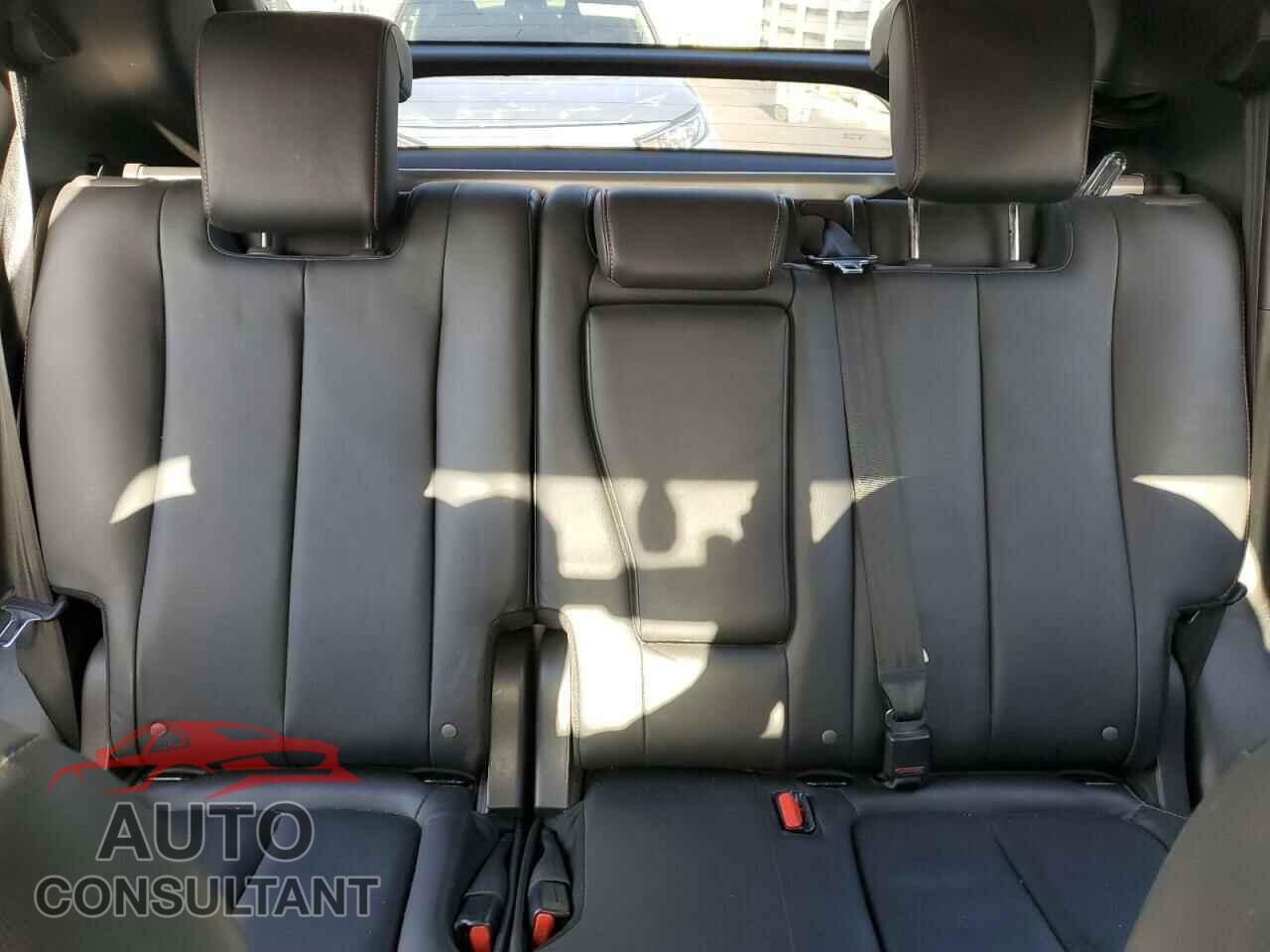 MITSUBISHI ECLIPSE 2018 - JA4AT5AA3JZ040855