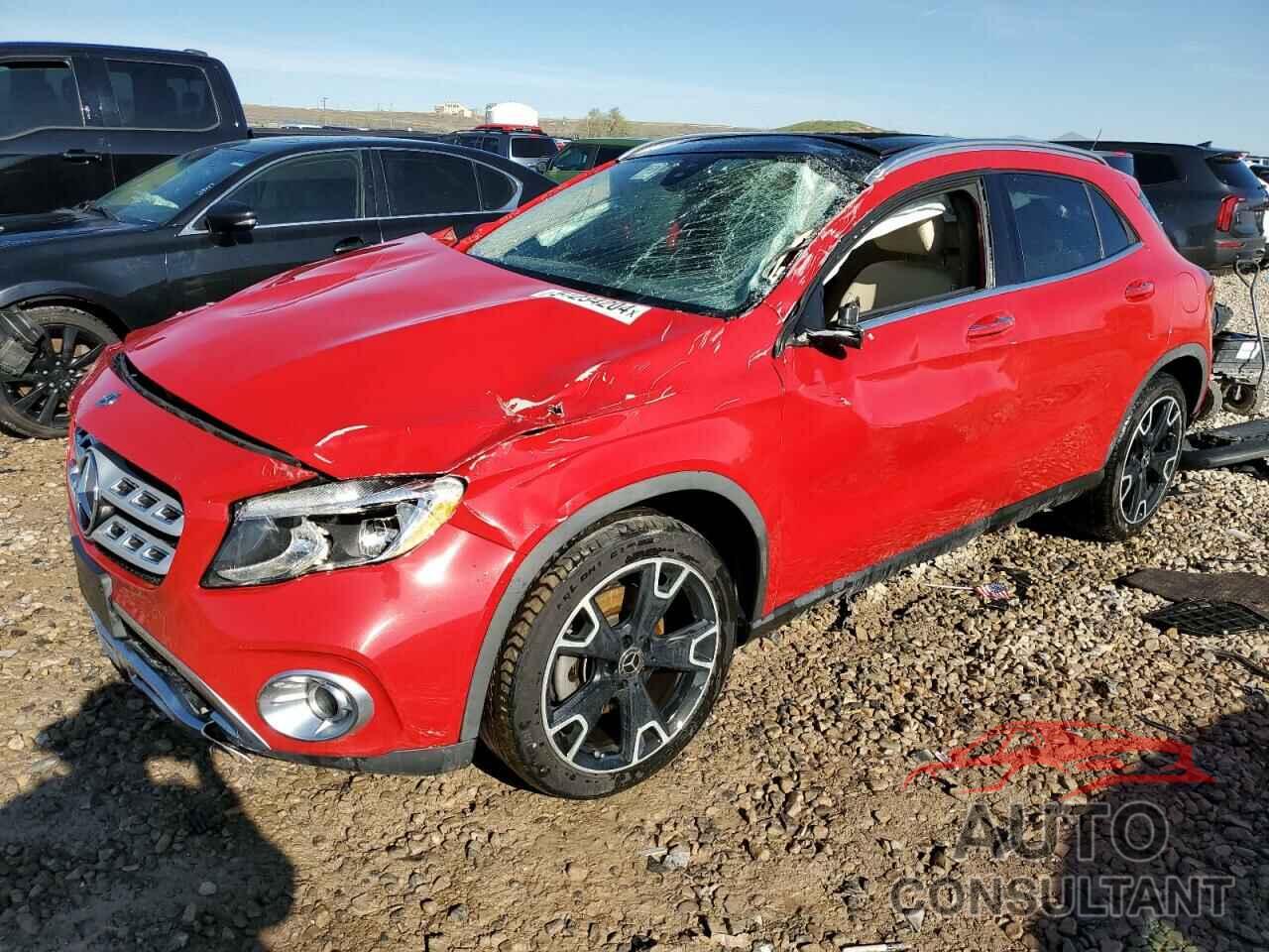 MERCEDES-BENZ GLA-CLASS 2019 - WDCTG4EB0KU008373