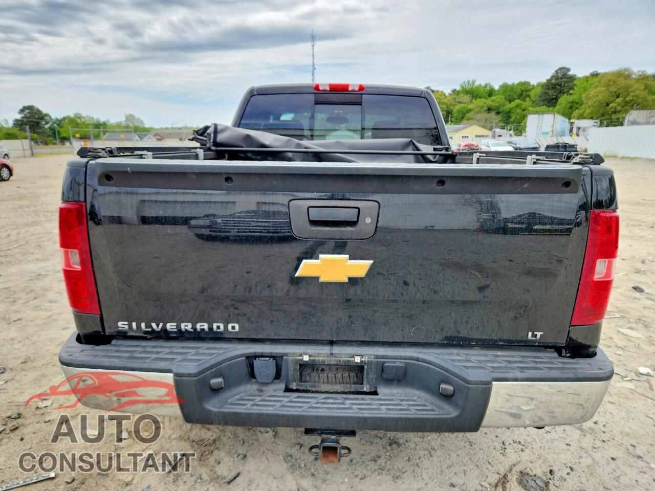 CHEVROLET SILVERADO 2013 - 1GCRKSE74DZ208564