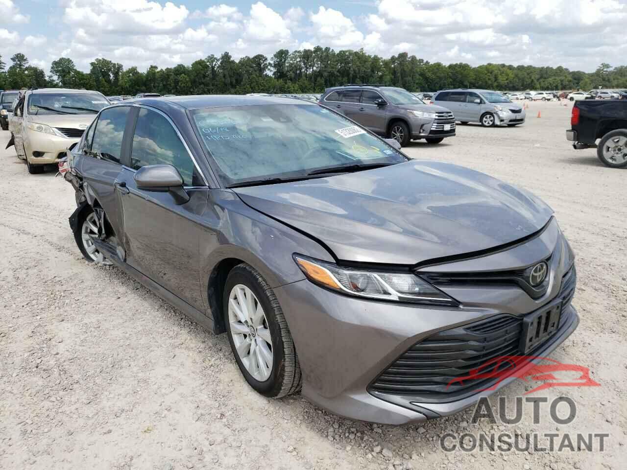 TOYOTA CAMRY 2018 - 4T1B11HK2JU675050