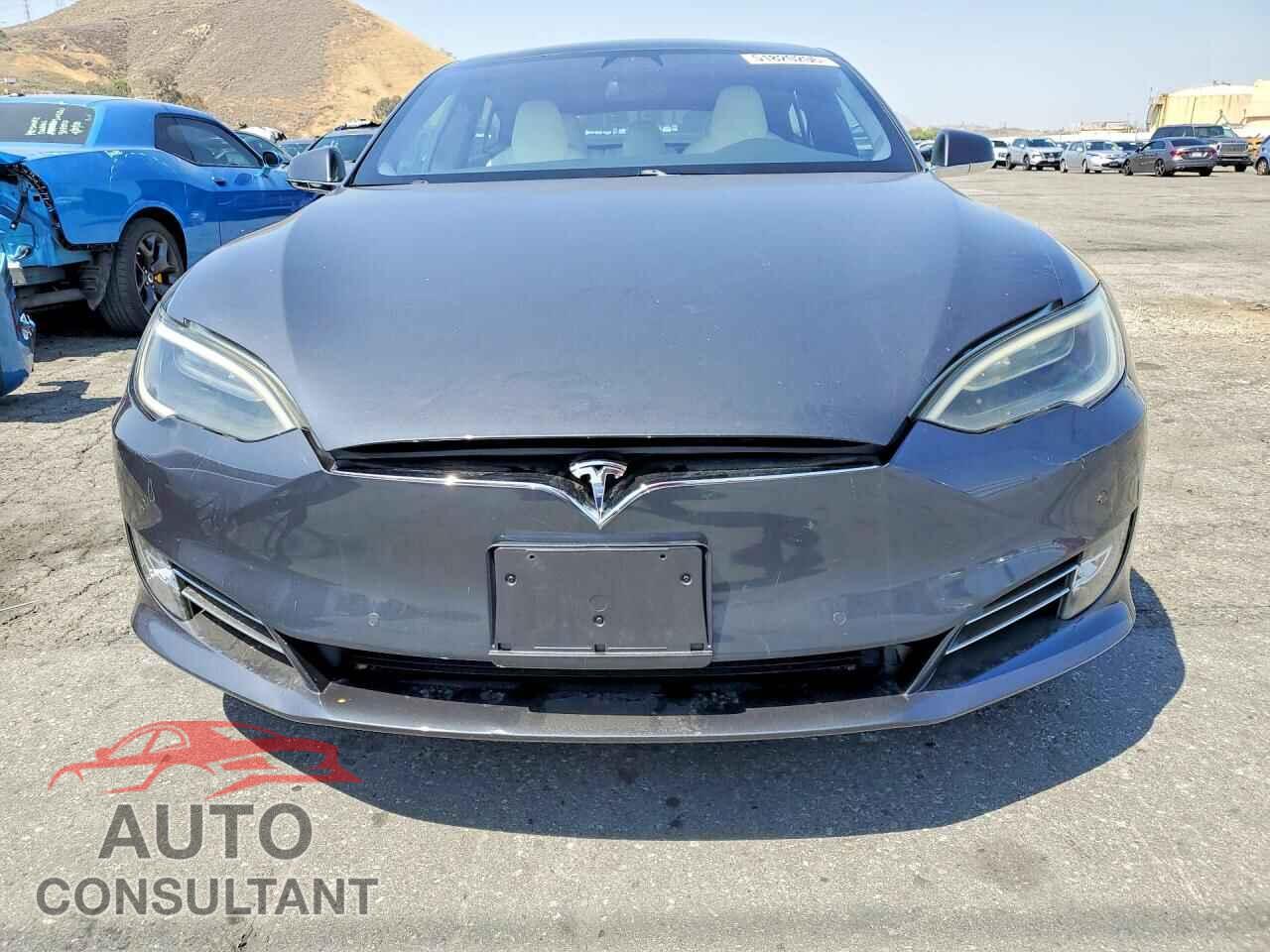 TESLA MODEL S 2017 - 5YJSA1E12HF231301