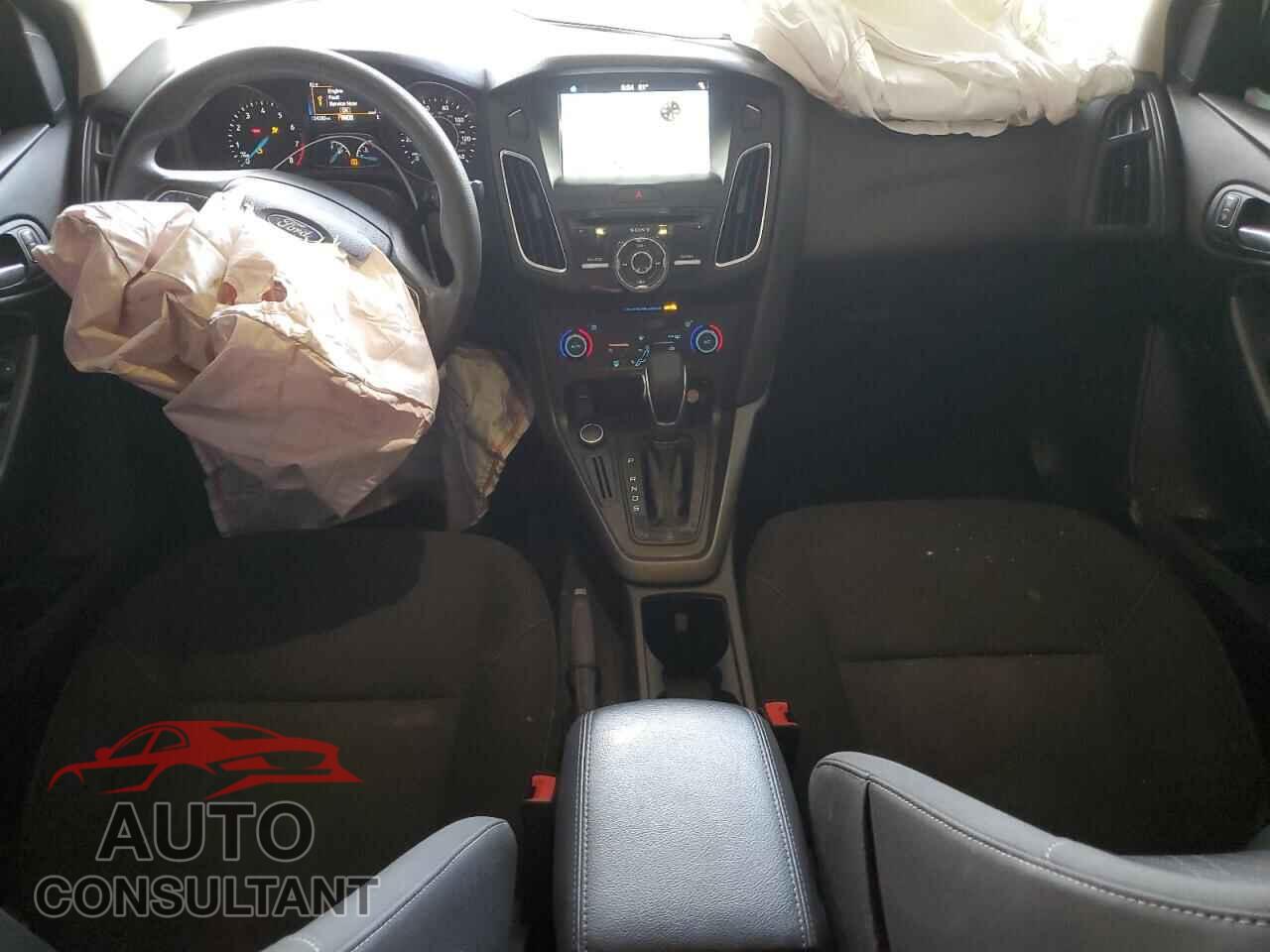 FORD FOCUS 2017 - 1FADP3H22HL245533