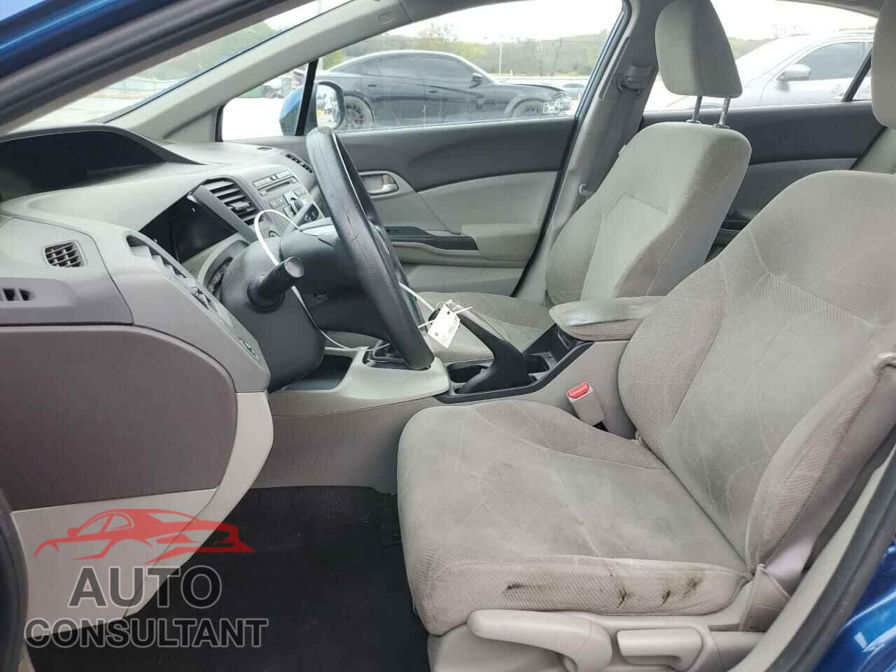 HONDA CIVIC 2012 - 2HGFB2E56CH511587