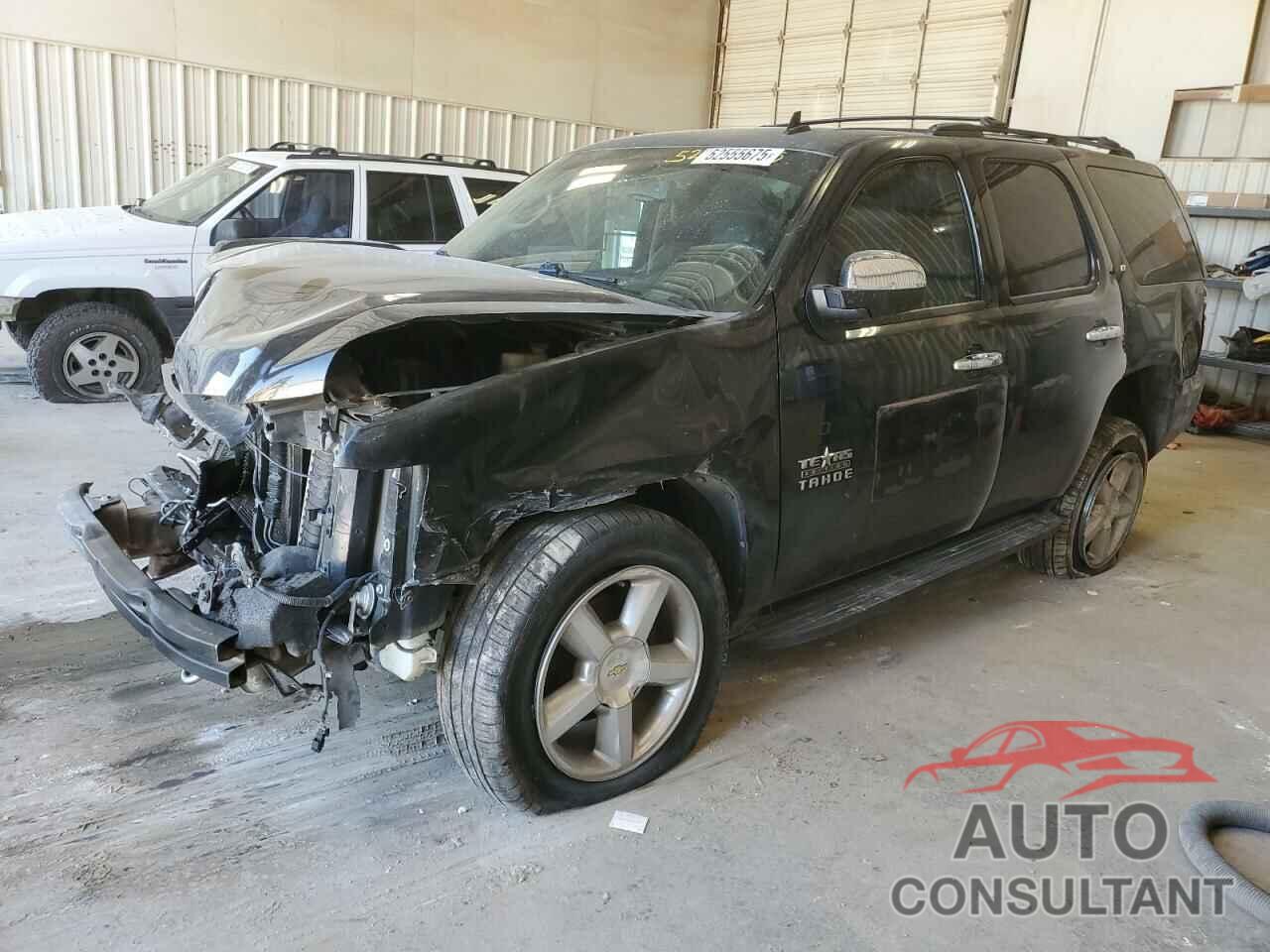 CHEVROLET TAHOE 2013 - 1GNSCBE02DR348993