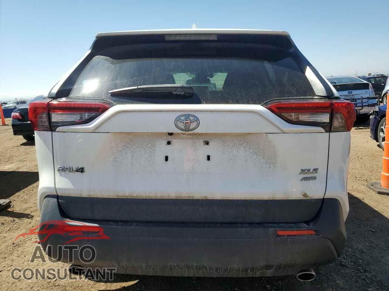 TOYOTA RAV4 2019 - JTMP1RFVXKD021338