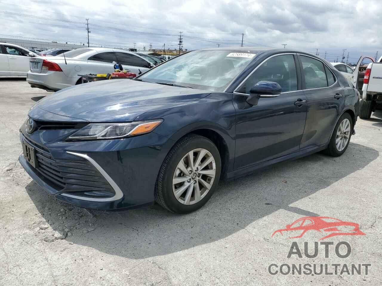 TOYOTA CAMRY 2021 - 4T1R11AK0MU615426