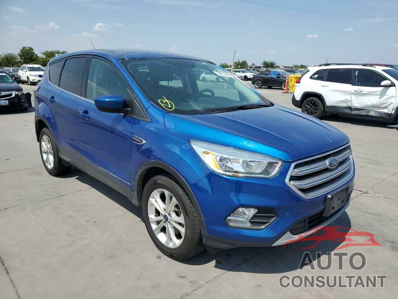 FORD ESCAPE 2017 - 1FMCU0GD2HUC97704