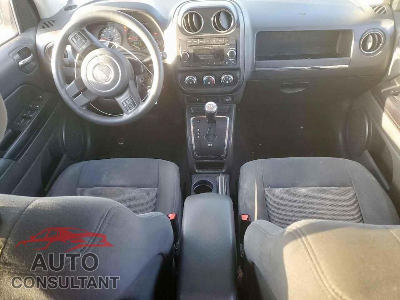 JEEP COMPASS 2011 - 1J4NT1FA7BD175063