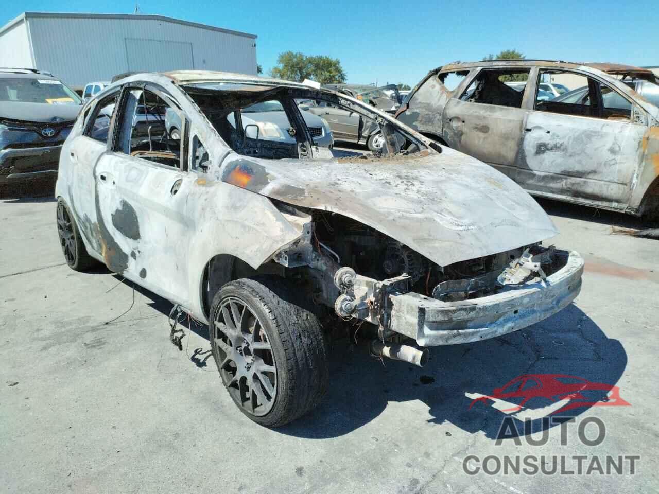 FORD FIESTA 2016 - 3FADP4GX0GM139369