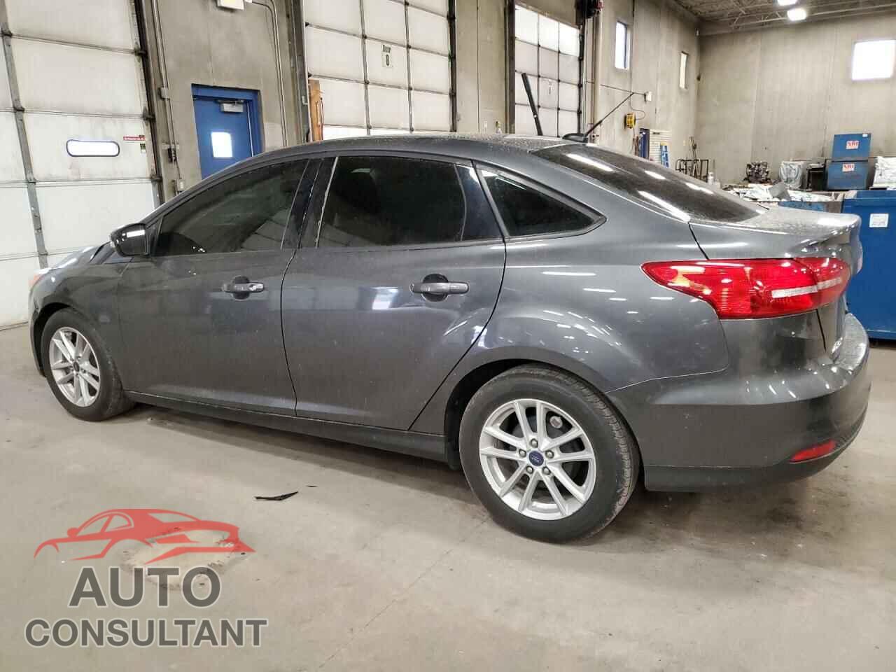 FORD FOCUS 2017 - 1FADP3F27HL320097