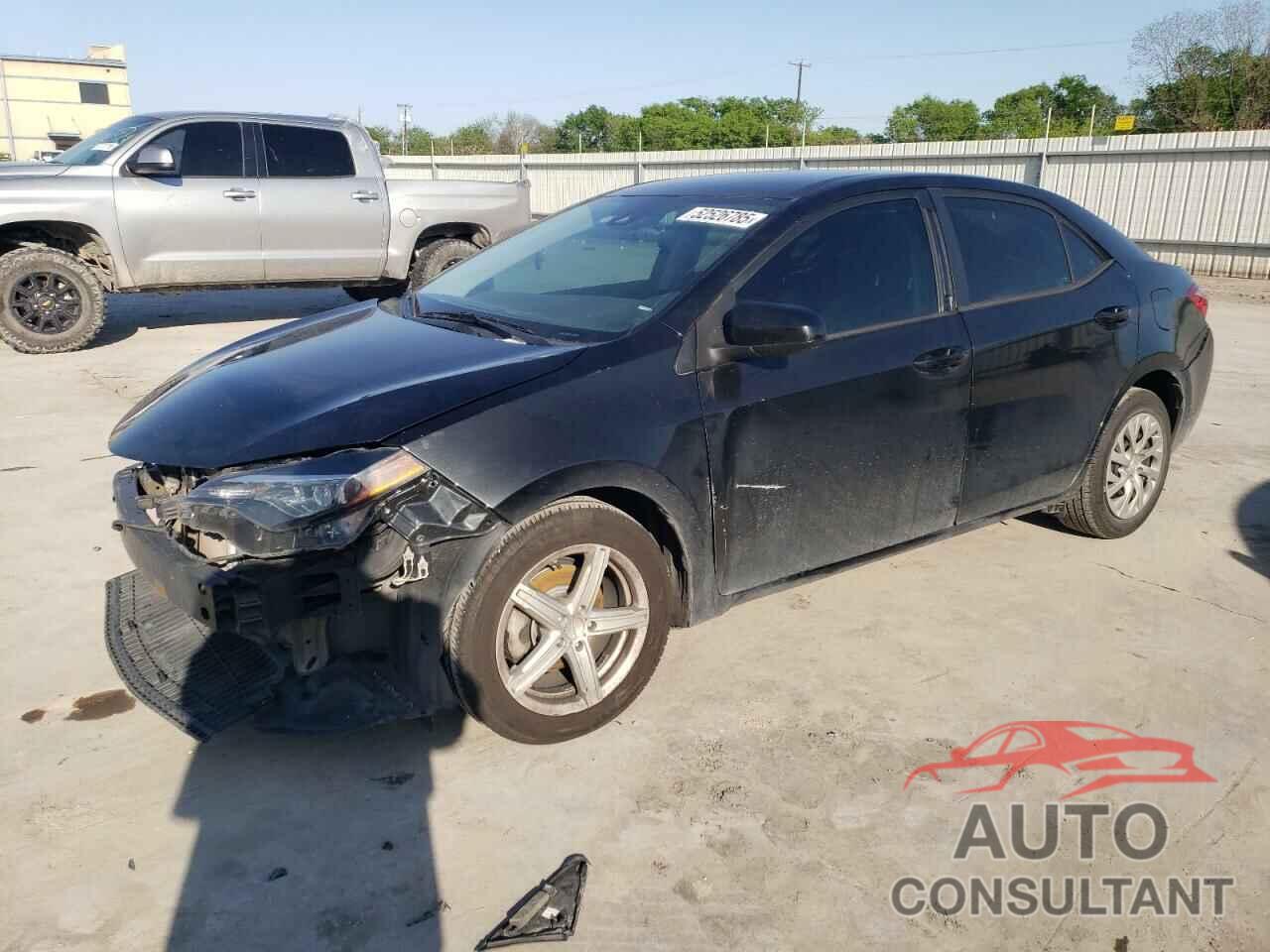 TOYOTA COROLLA 2018 - 5YFBURHE7JP788588