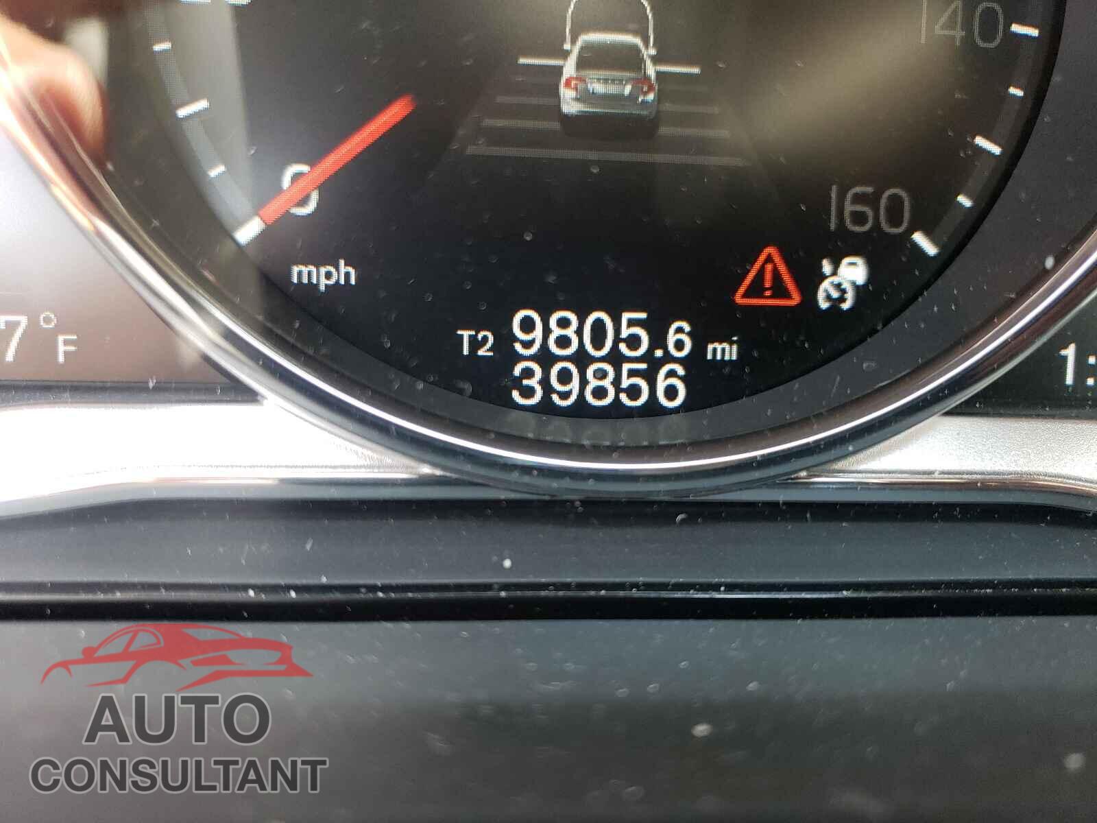 VOLVO S60 2017 - LYV402HM5HB148406