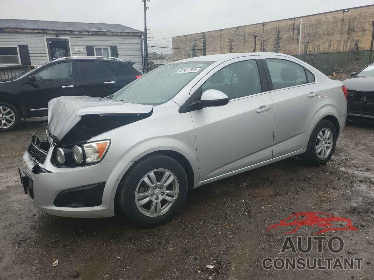 CHEVROLET SONIC 2014 - 1G1JC5SH2E4211687