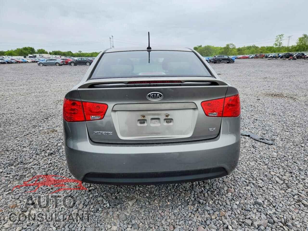 KIA FORTE 2011 - KNAFU4A2XB5445614
