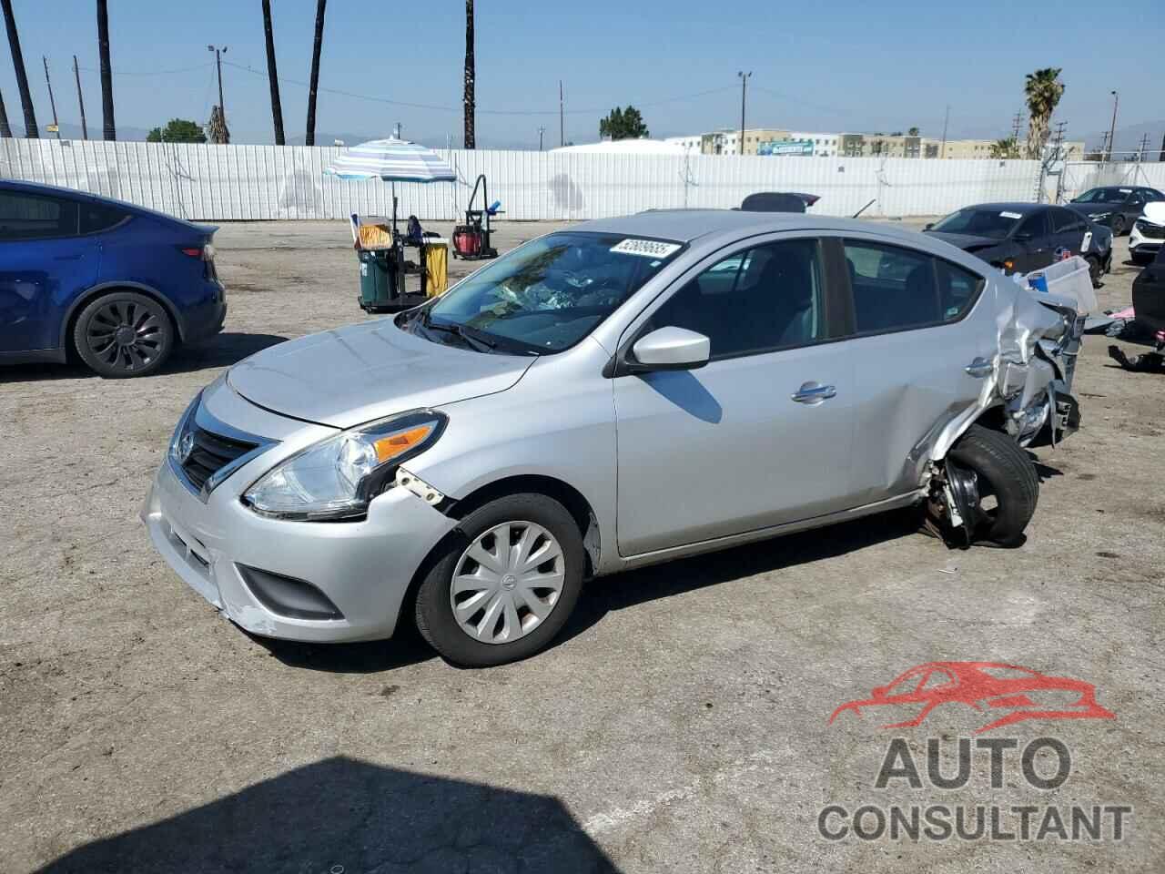 NISSAN VERSA 2017 - 3N1CN7AP7HL803389
