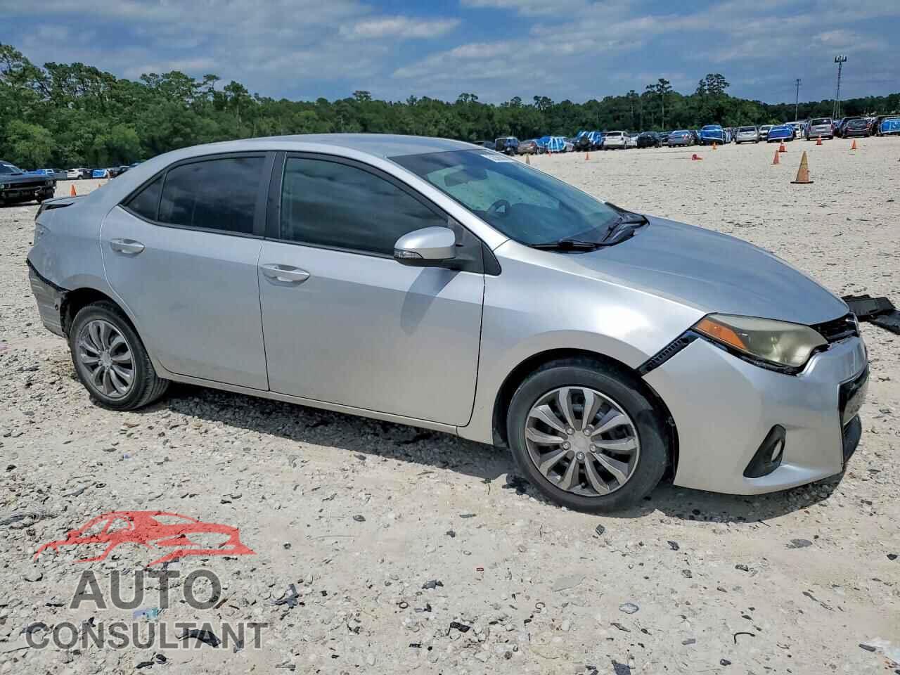 TOYOTA COROLLA 2015 - 5YFBURHE9FP263233