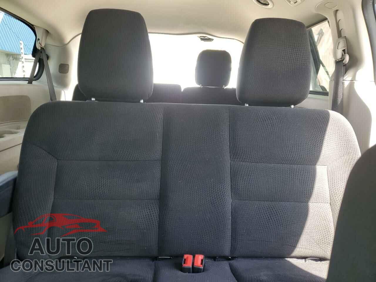 DODGE CARAVAN 2018 - 2C4RDGBG4JR190357