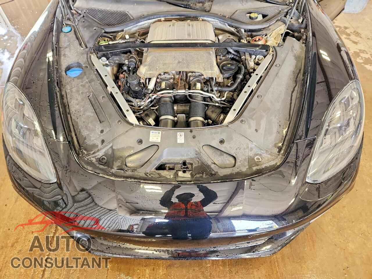 PORSCHE PANAMERA 2018 - WP0AF2A71JL140049