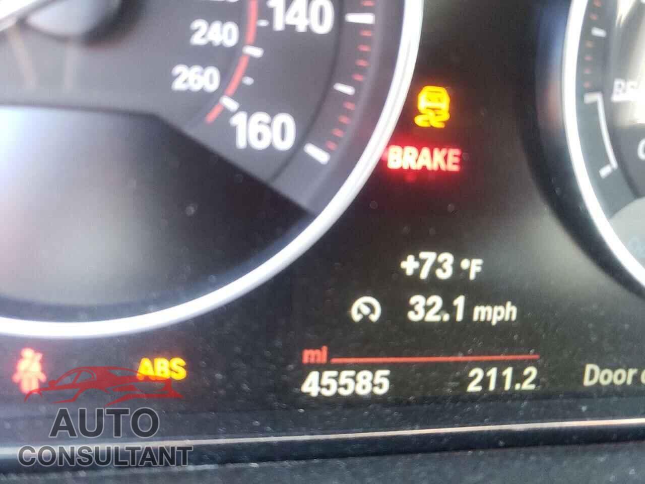BMW 3 SERIES 2018 - WBA8E1C59JA171436