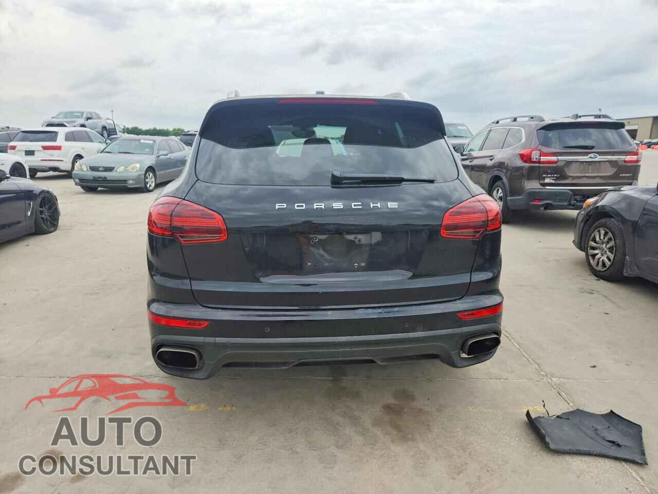 PORSCHE CAYENNE 2016 - WP1AA2A27GLA05698