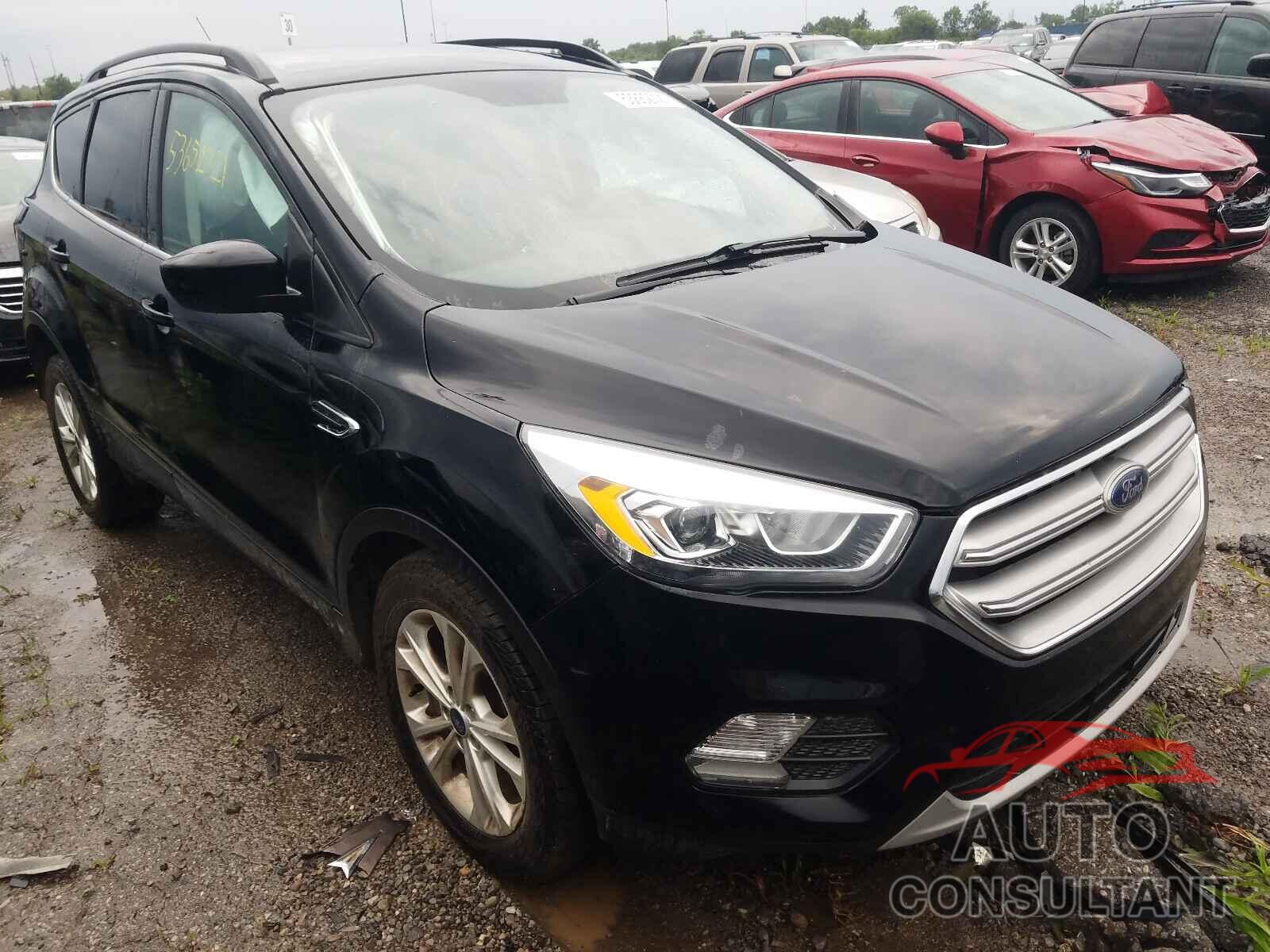 FORD ESCAPE 2017 - 1FMCU0GD8HUD09600
