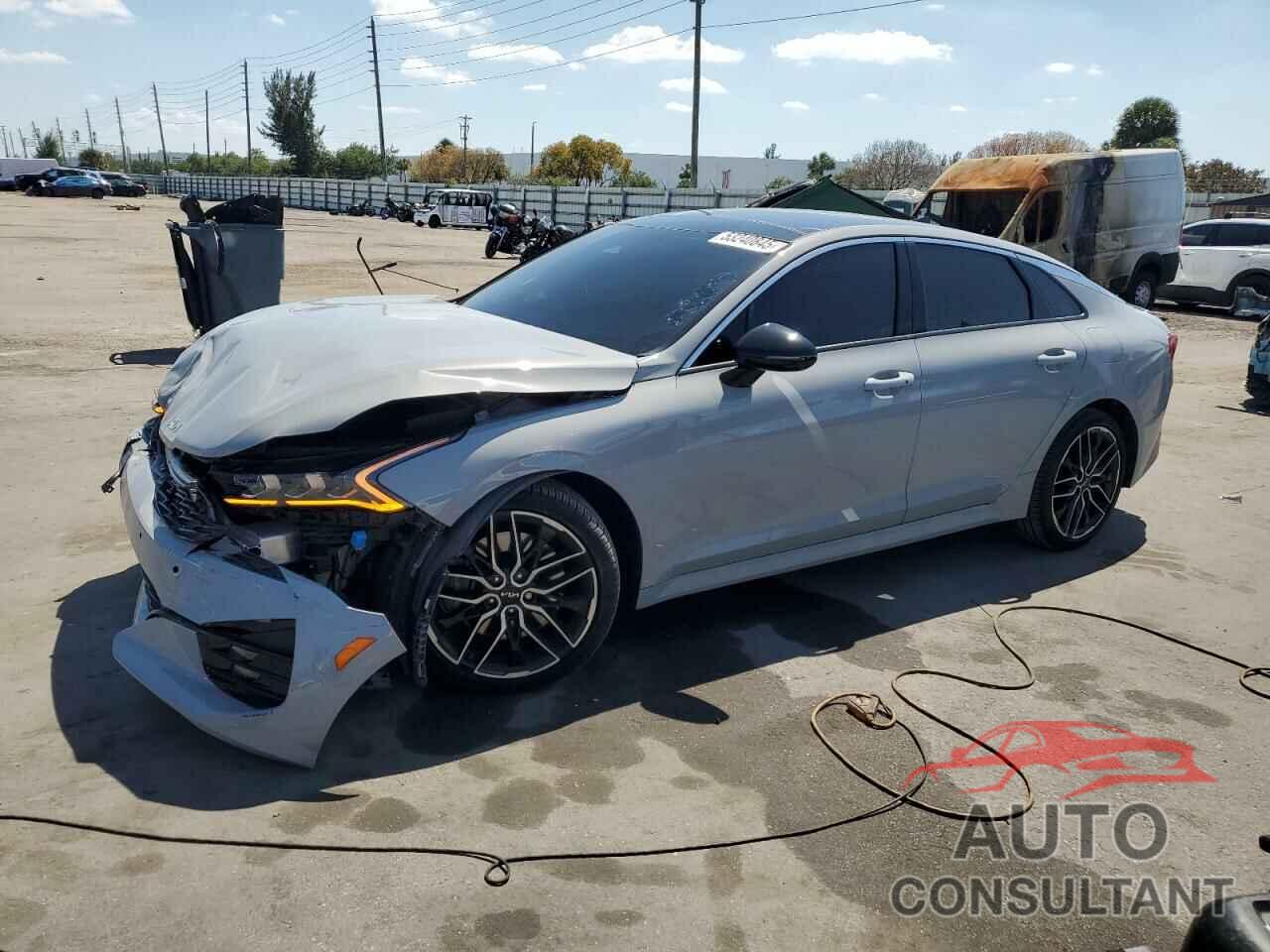 KIA K5 2023 - 5XXG44J82PG213507