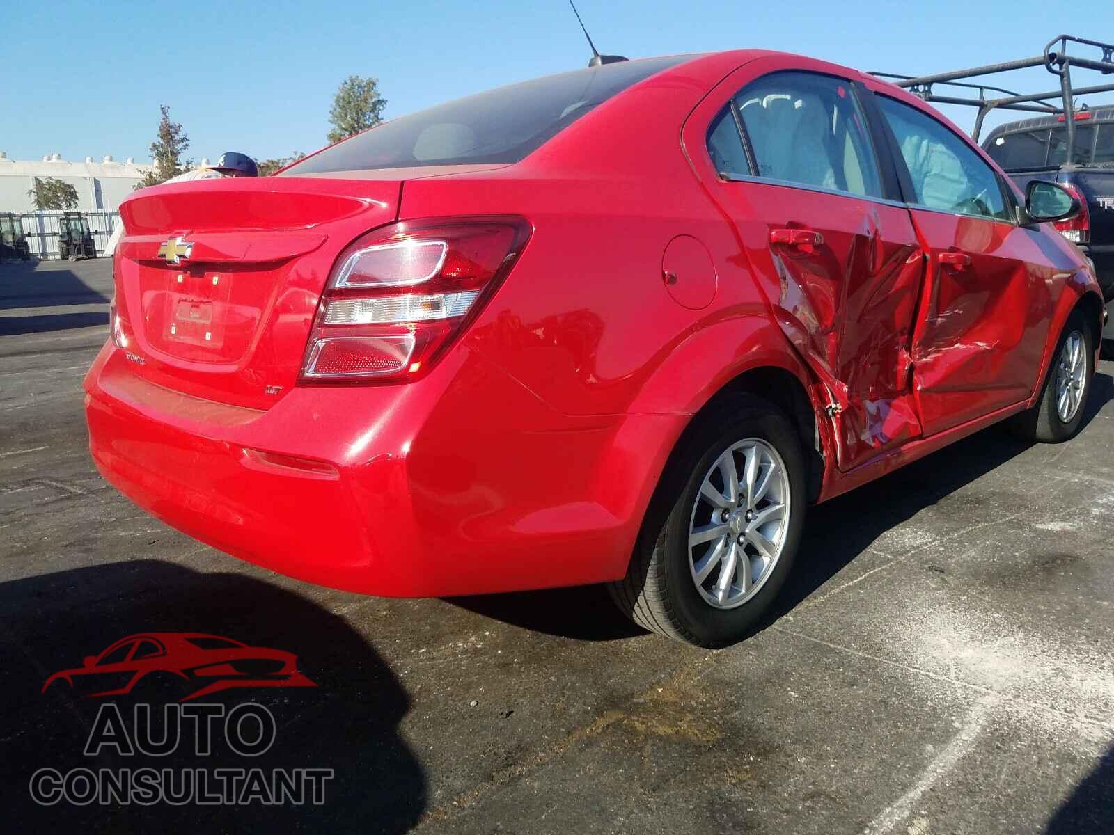 CHEVROLET SONIC 2017 - 1G1JD5SH9H4126248