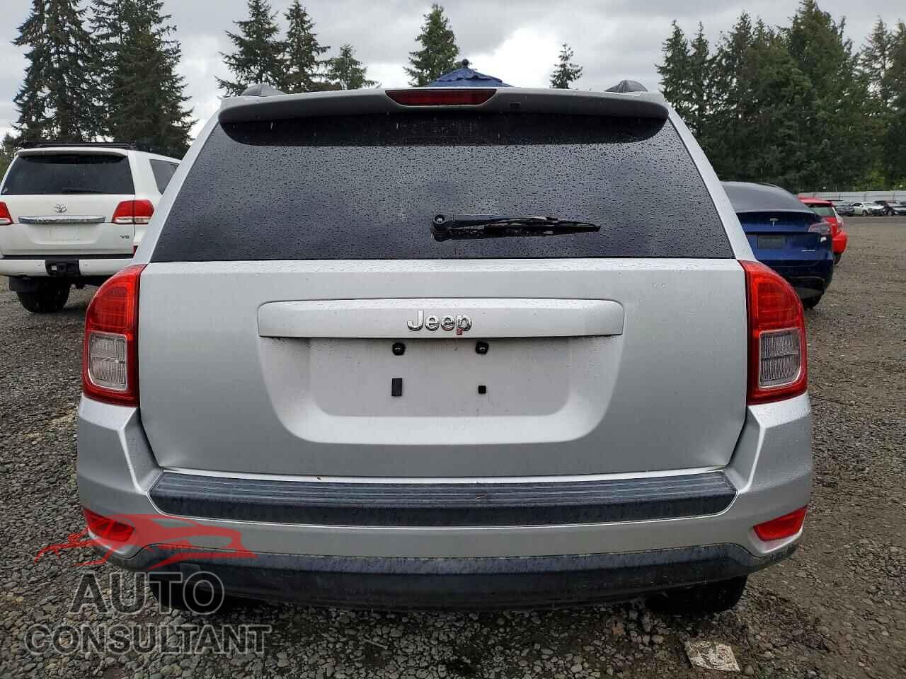 JEEP COMPASS 2011 - 1J4NT1FA4BD215762