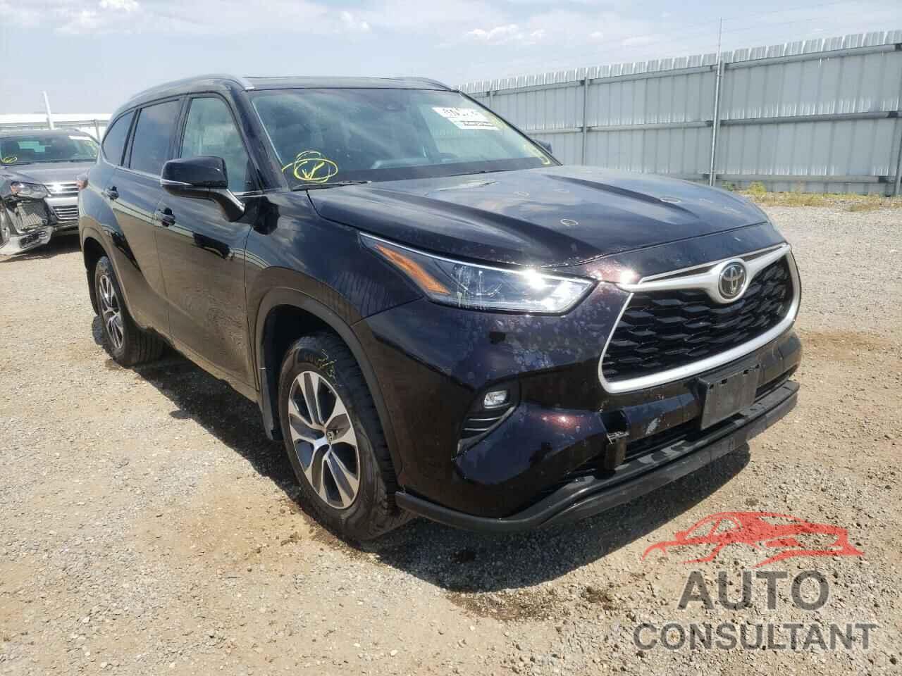 TOYOTA HIGHLANDER 2021 - 5TDGZRBH2MS064877