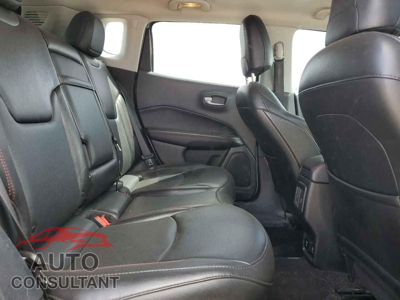 JEEP COMPASS 2019 - 3C4NJDDB3KT785383