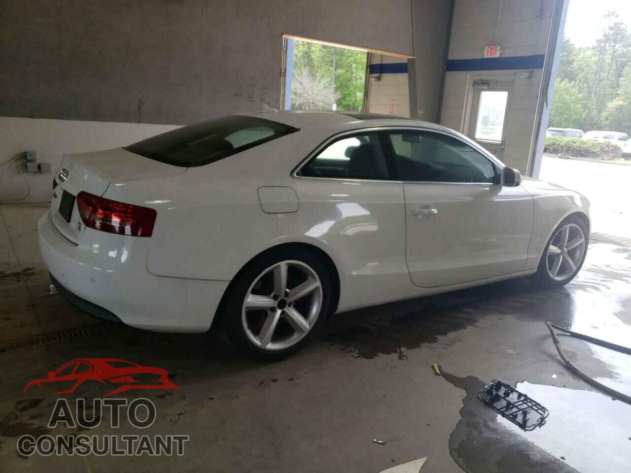 AUDI A5 2010 - WAULFAFR6AA055679