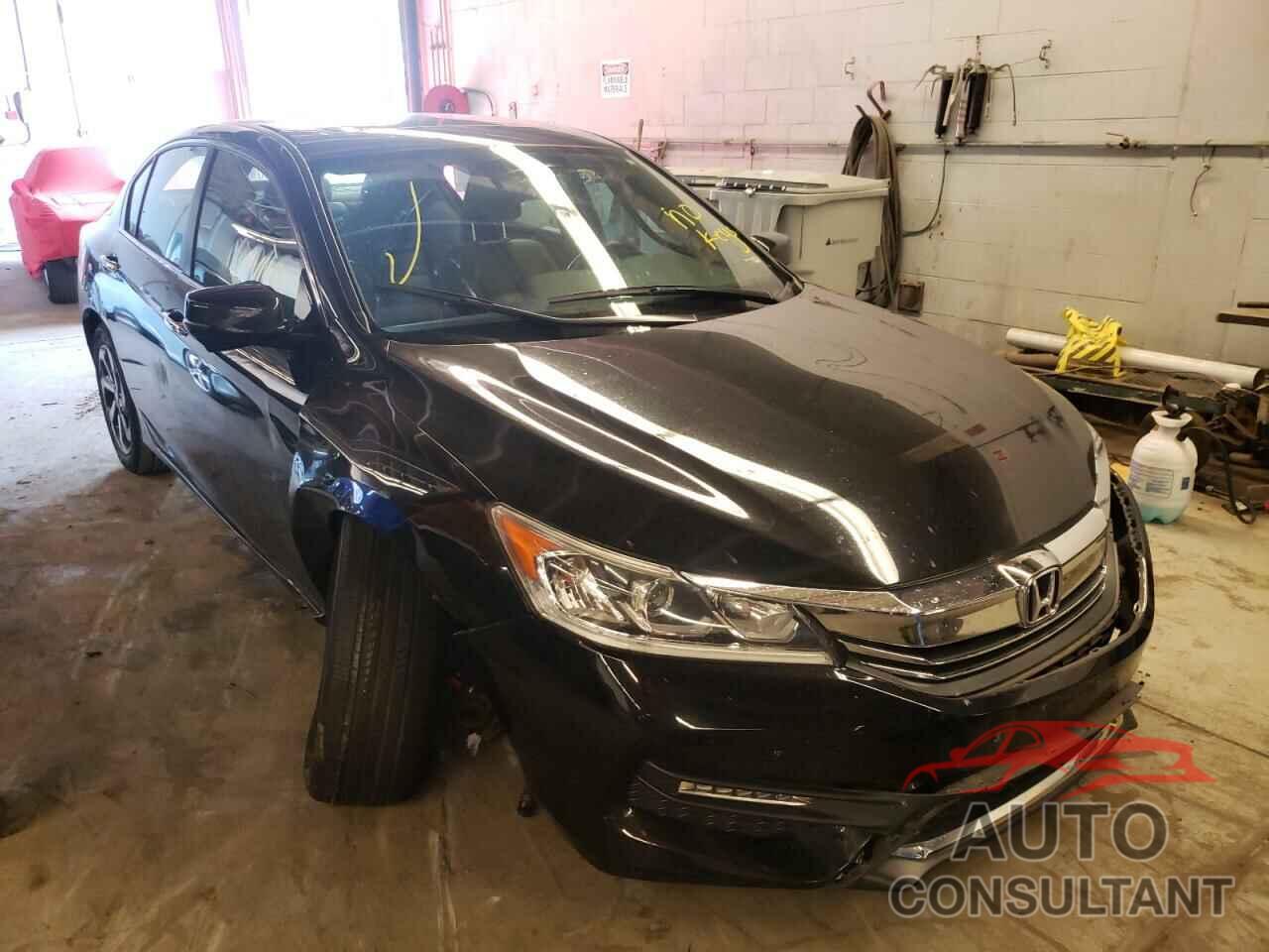 HONDA ACCORD 2017 - 1HGCR2F88HA068940