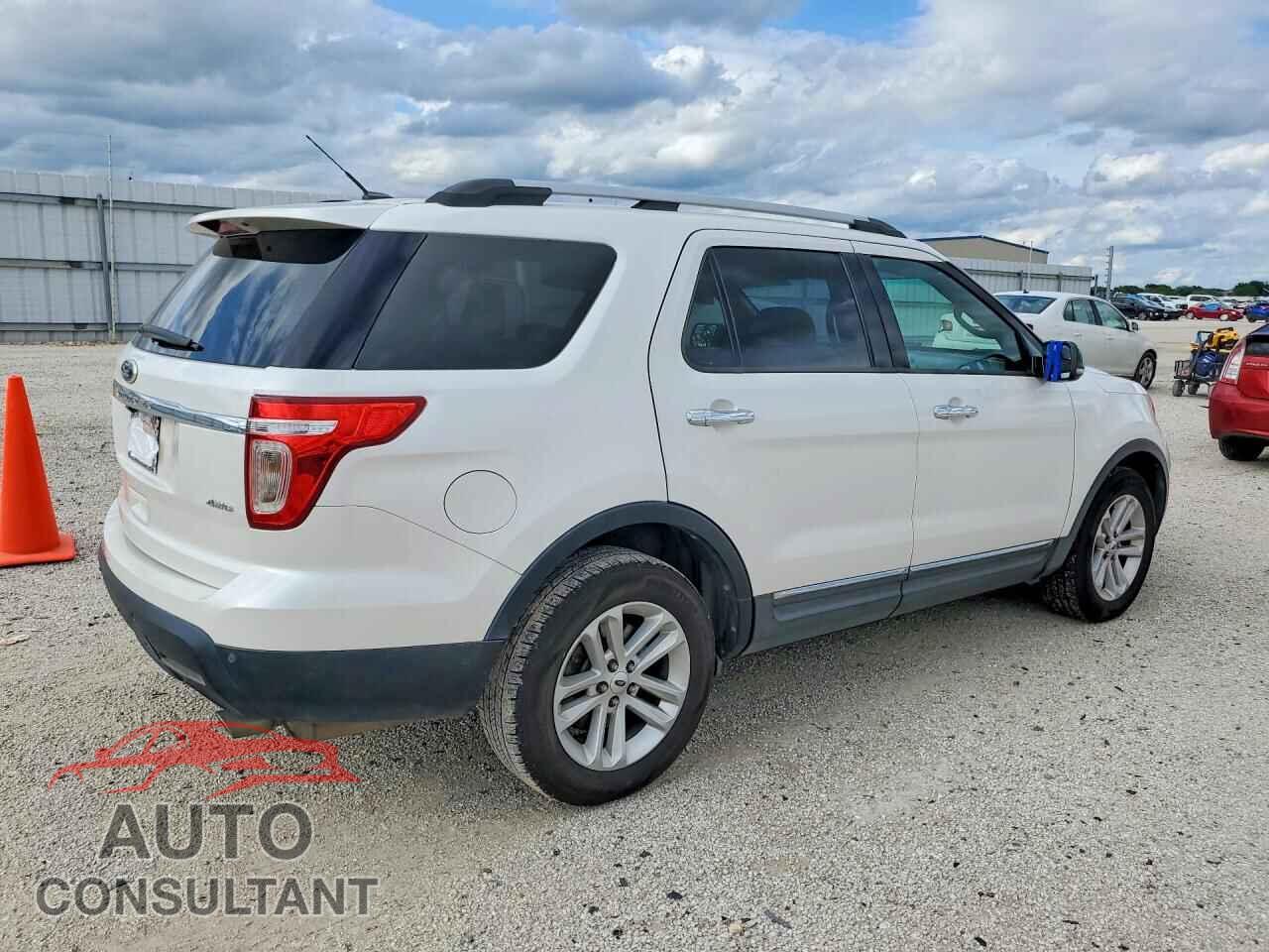 FORD EXPLORER 2013 - 1FM5K8D85DGA50660
