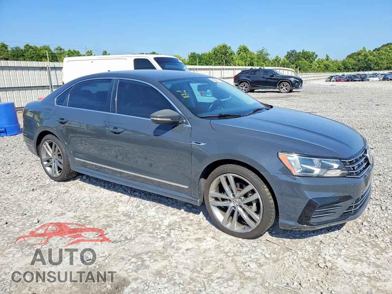 VOLKSWAGEN PASSAT 2017 - 1VWDT7A32HC013169