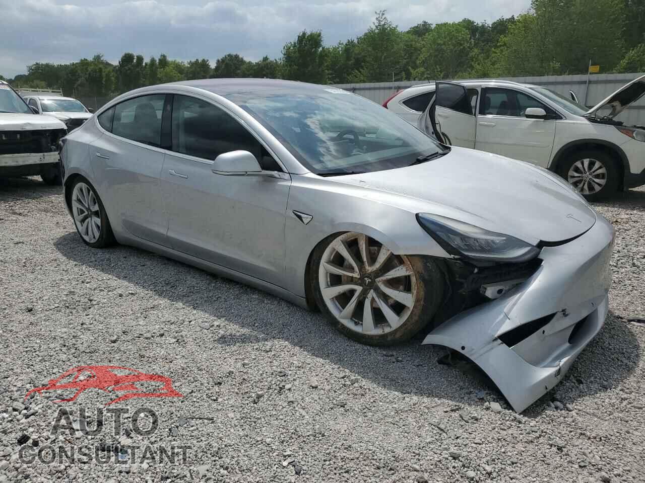 TESLA MODEL 3 2018 - 5YJ3E1EA2JF015317