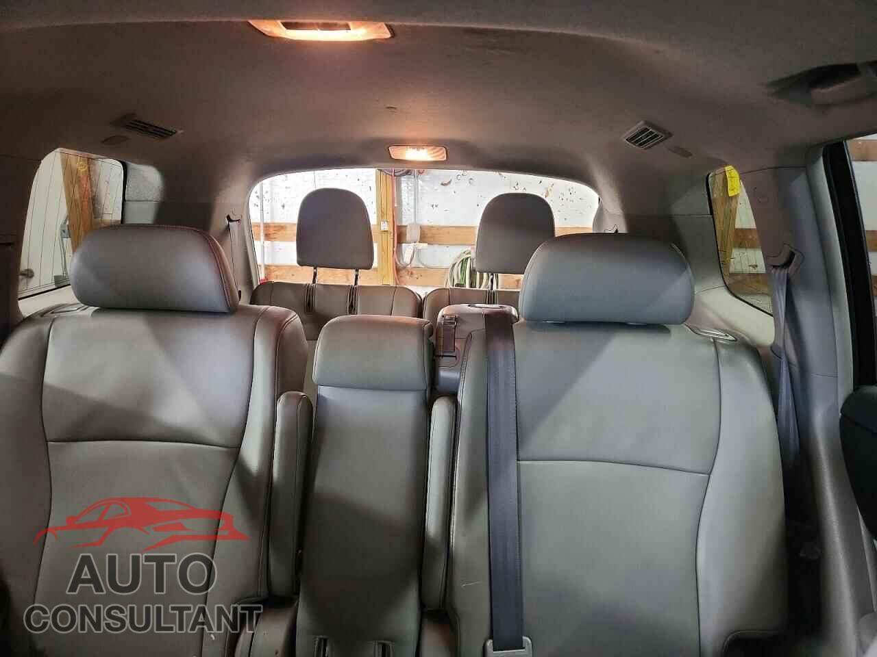 TOYOTA HIGHLANDER 2012 - 5TDBK3EH0CS116769